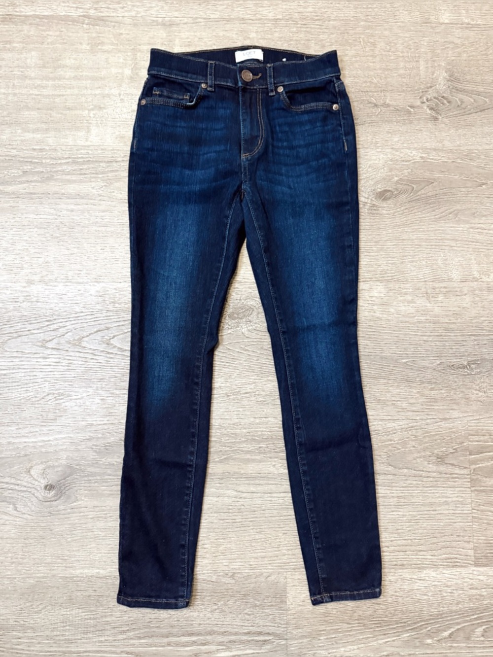 •LOFT• SKINNY JEANS